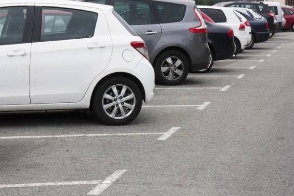 parking dla aut ciężarowych